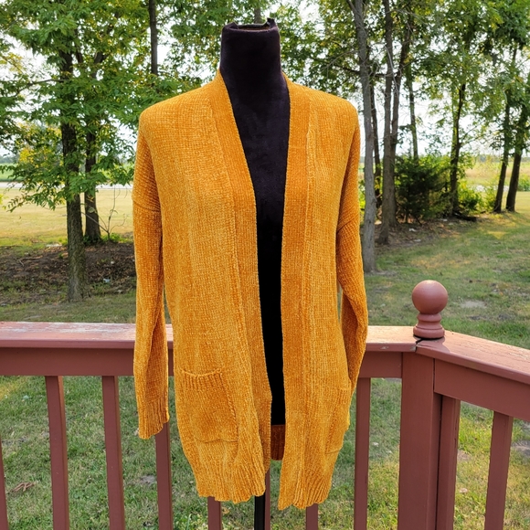 Ladies Bobbie Brooks Open Long Cardigan 